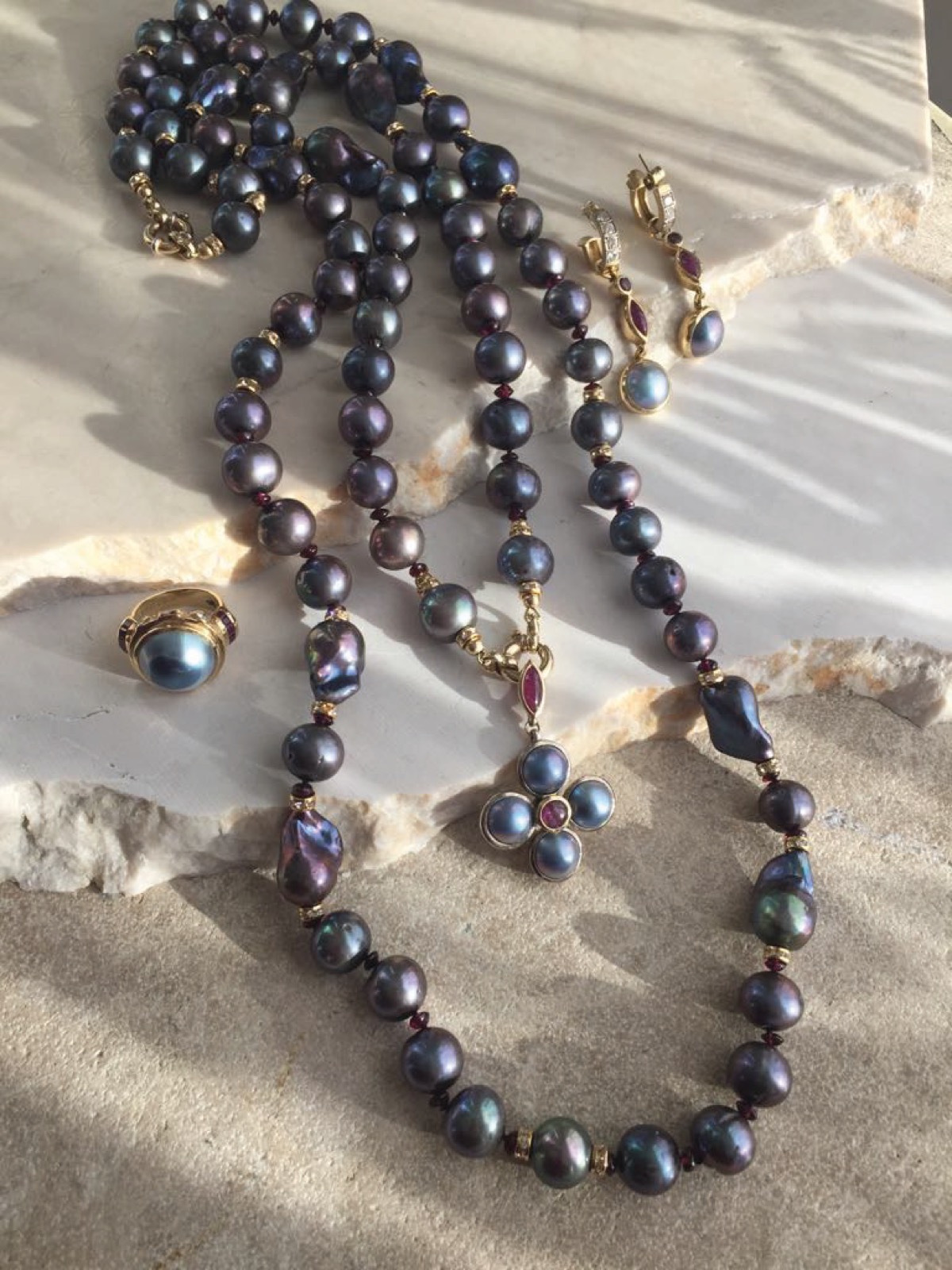 Peacock pearl necklace and jewelry suite
